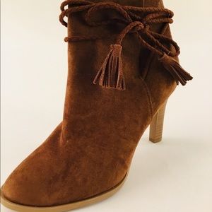 Womens Brown Tasseled Suede Boots